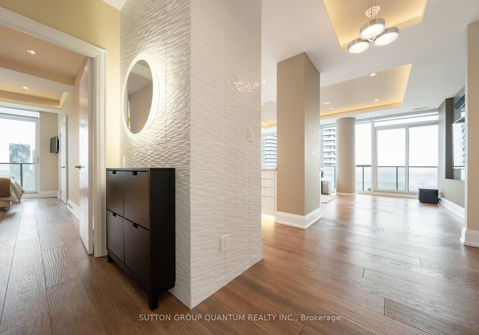 65-bremner-boulevard-toronto-ontario-c12916058