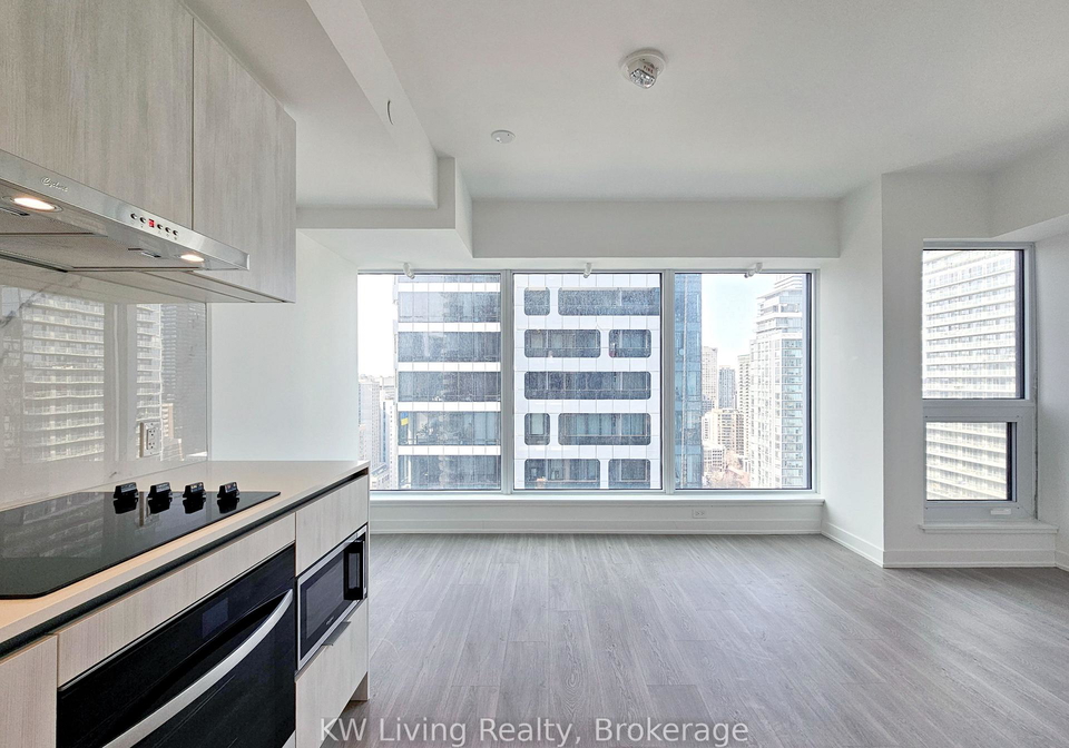 8-wellesley-street-w-toronto-ontario-c12916320