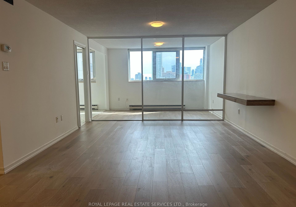 360-bloor-street-e-toronto-ontario-c12916842