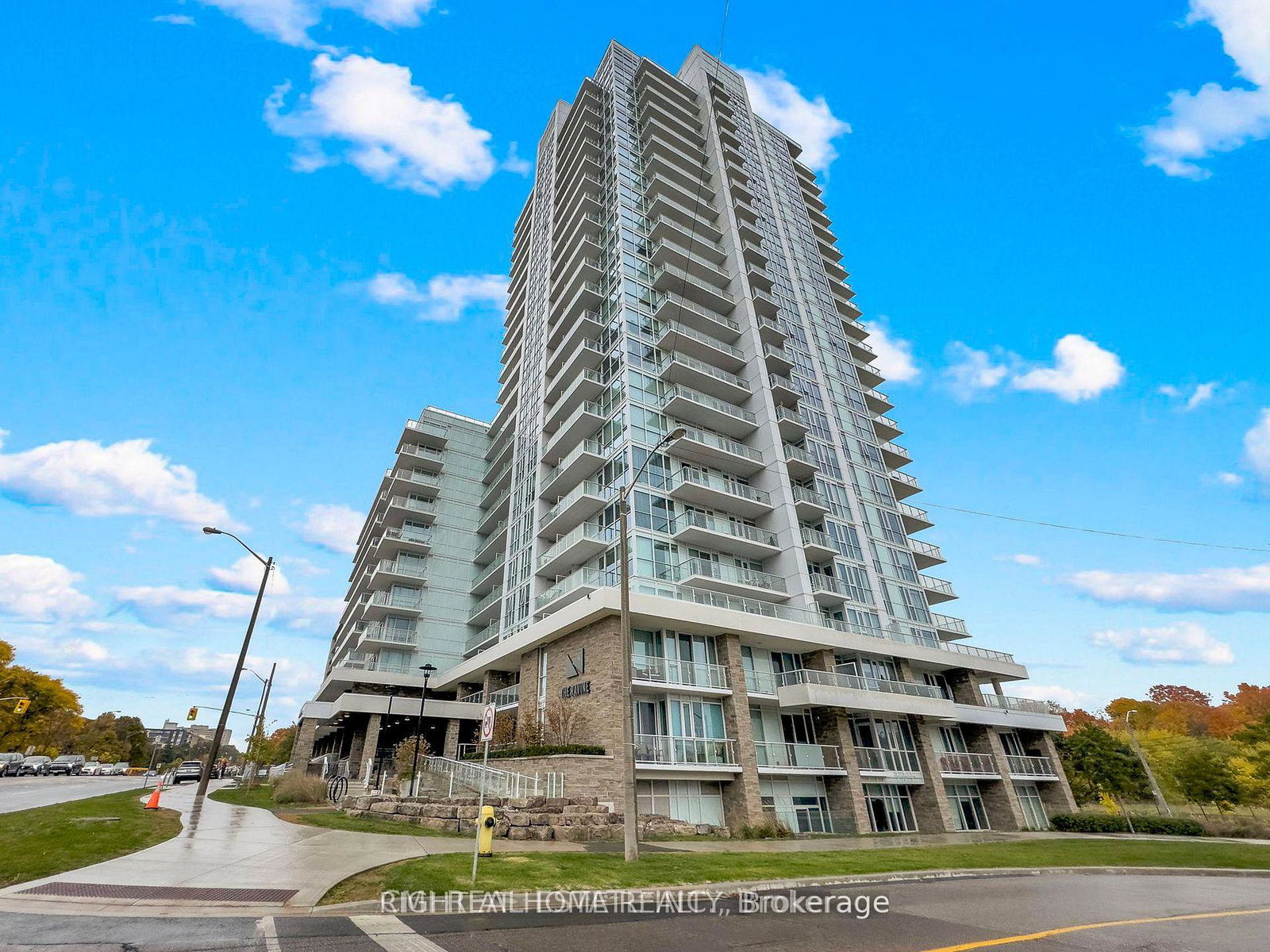 10-deerlick-court-north-york-ontario-c12916984