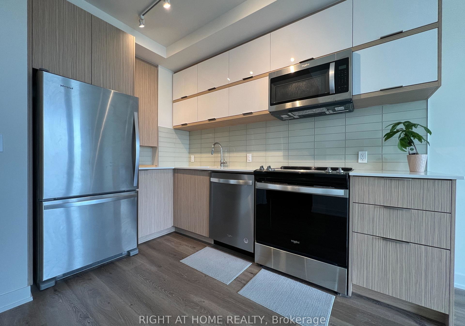 10-deerlick-court-north-york-ontario-c12916984