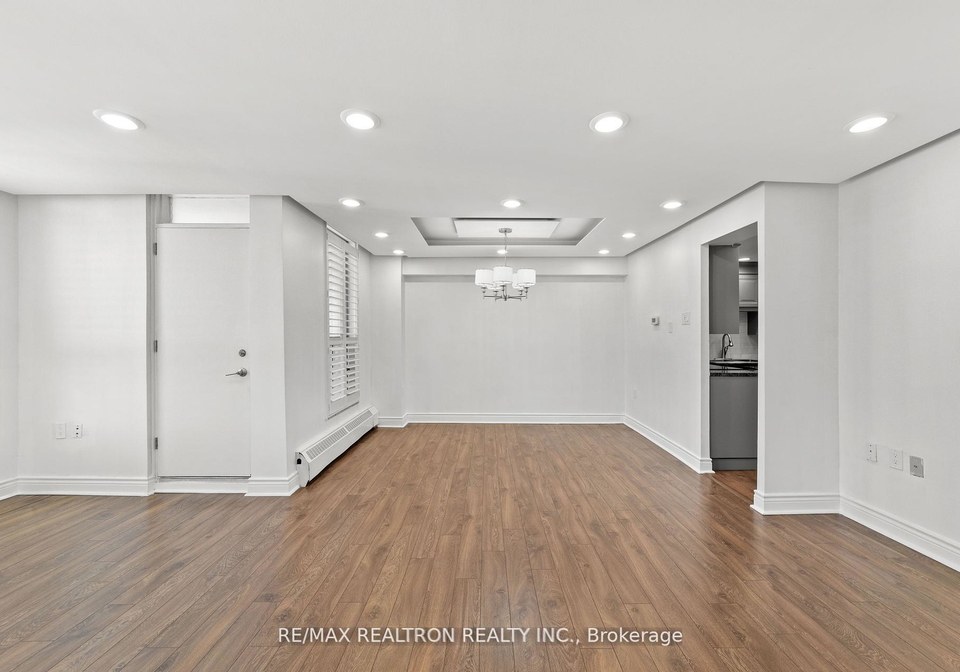 130-neptune-drive-toronto-ontario-c12917000