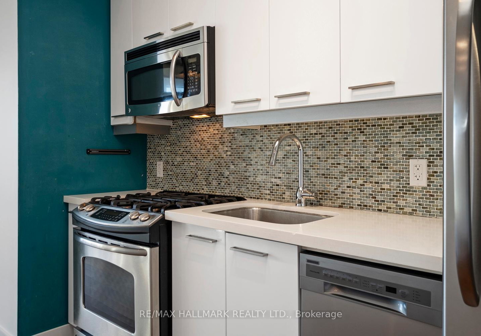 2-gladstone-avenue-toronto-ontario-c12917168