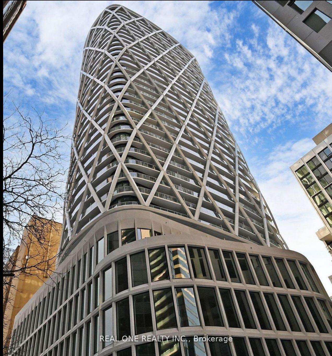 230-simcoe-street-toronto-ontario-c12917208