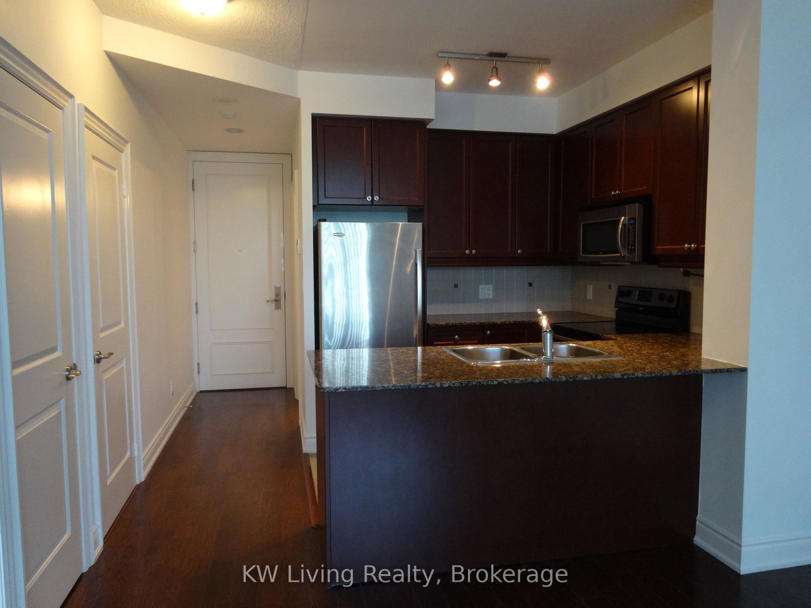 10-bloorview-place-north-york-ontario-c12917236