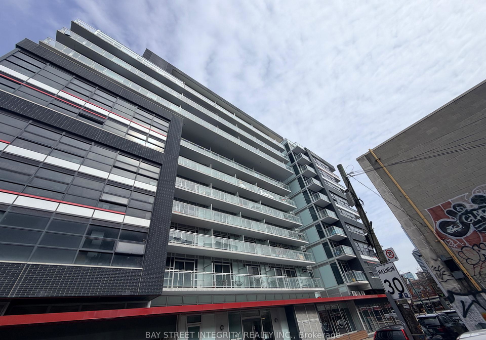 10-willison-square-toronto-ontario-c12917264