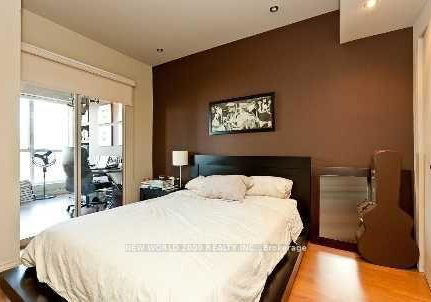 633-bay-street-toronto-ontario-c12917438