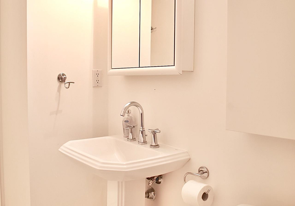 183-dovercourt-road-toronto-ontario-c12917518