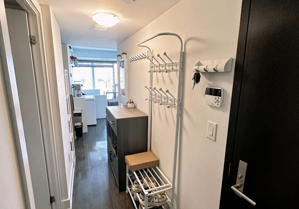 955-bay-street-toronto-ontario-c12917594