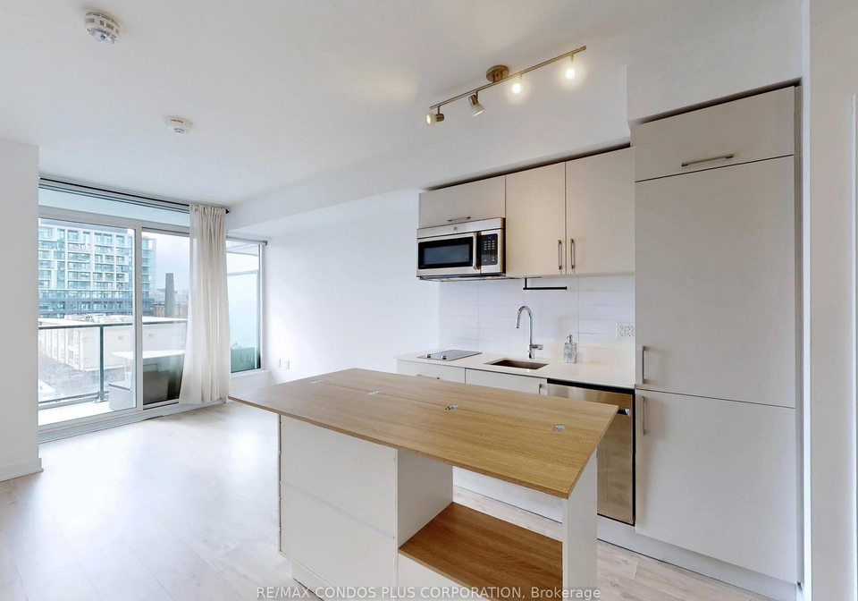 27-bathurst-street-toronto-ontario-c12917746