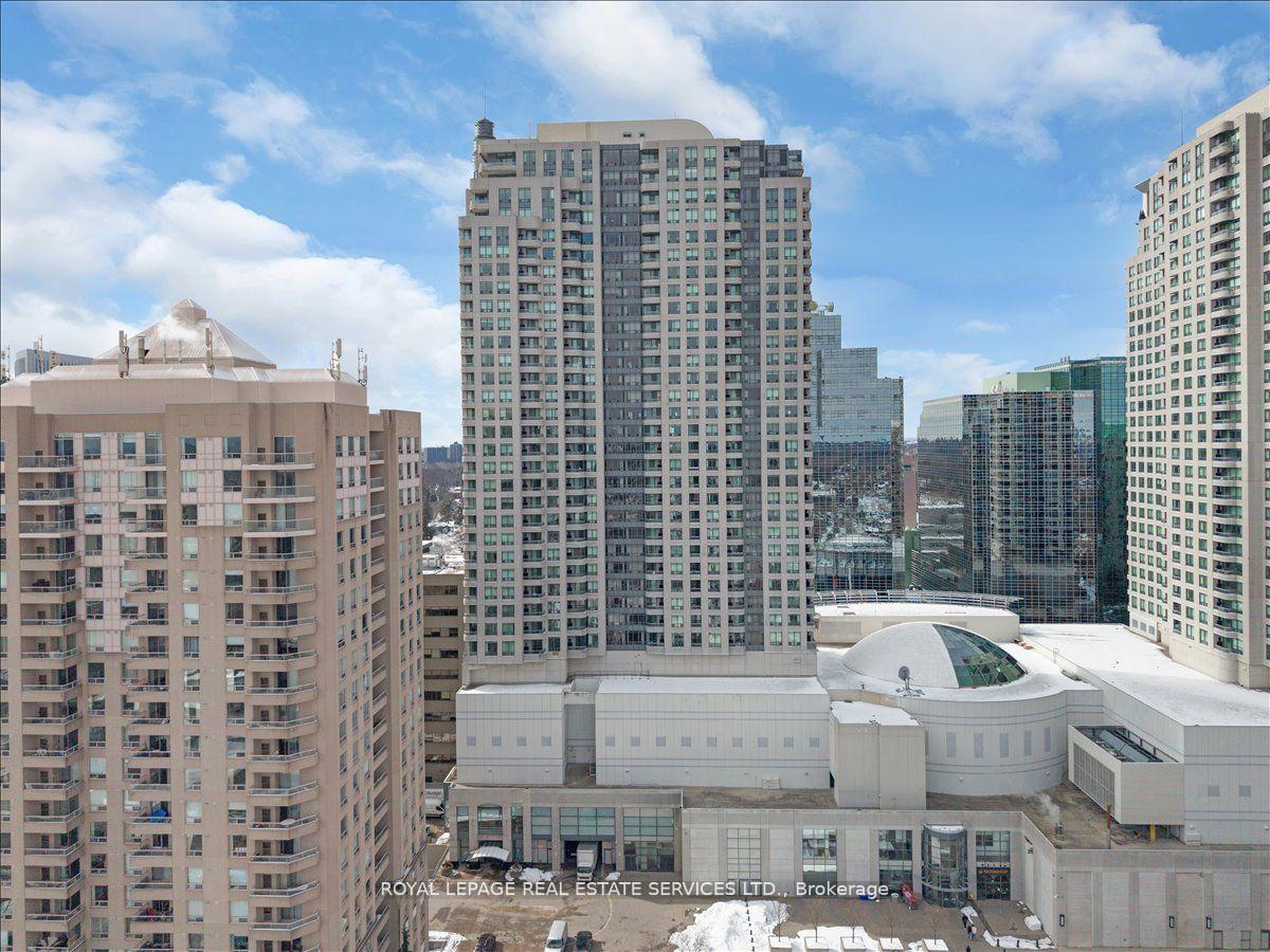 8-hillcrest-avenue-north-york-ontario-c12918090