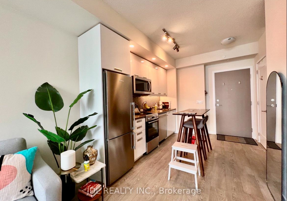 99-john-street-toronto-ontario-c12918172