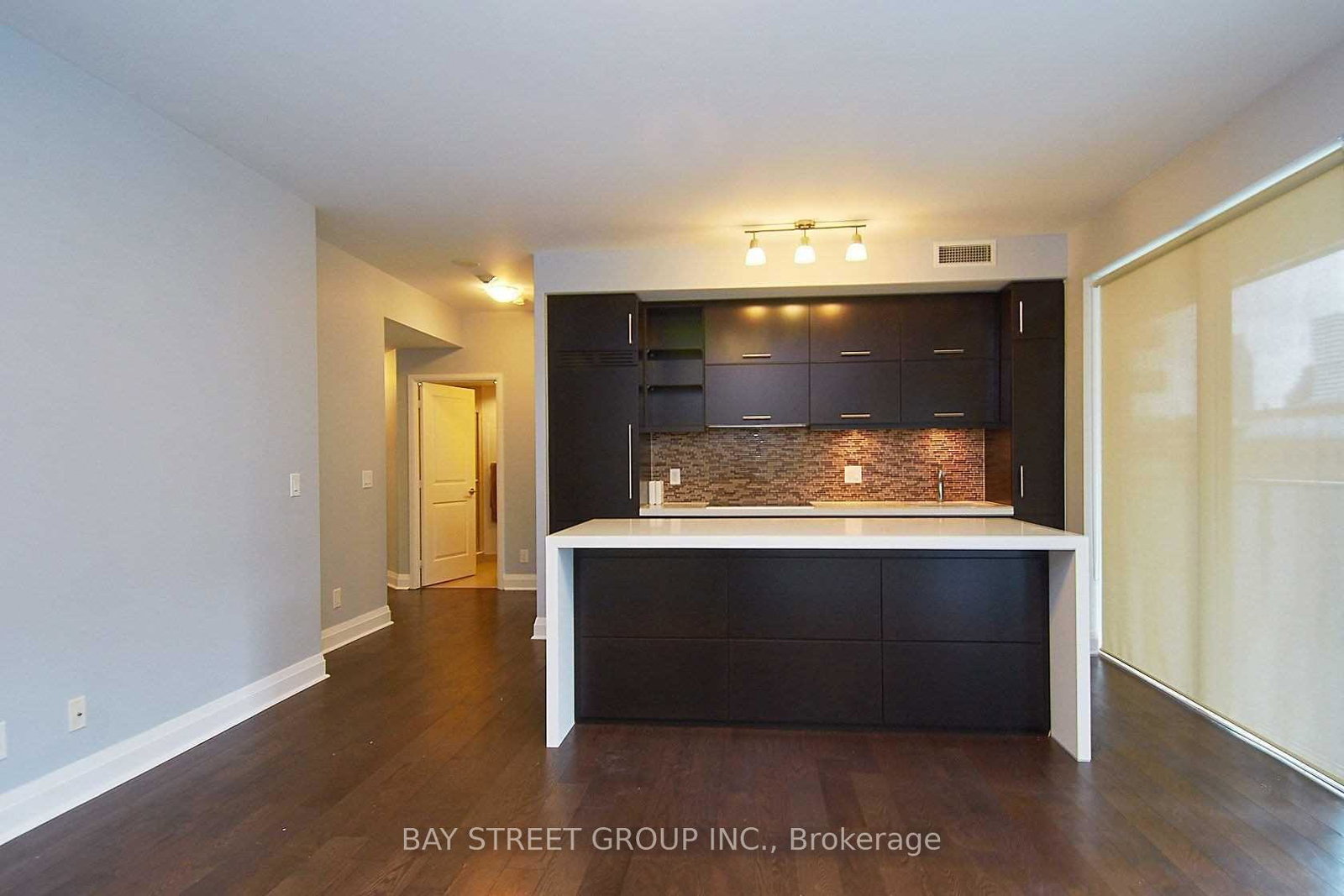 1080-bay-street-toronto-ontario-c12918298