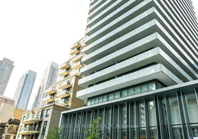 42-charles-street-e-toronto-ontario-c12918412