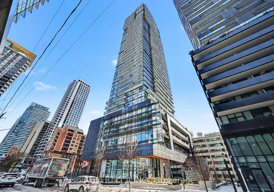 39-roehampton-avenue-toronto-ontario-c12918692