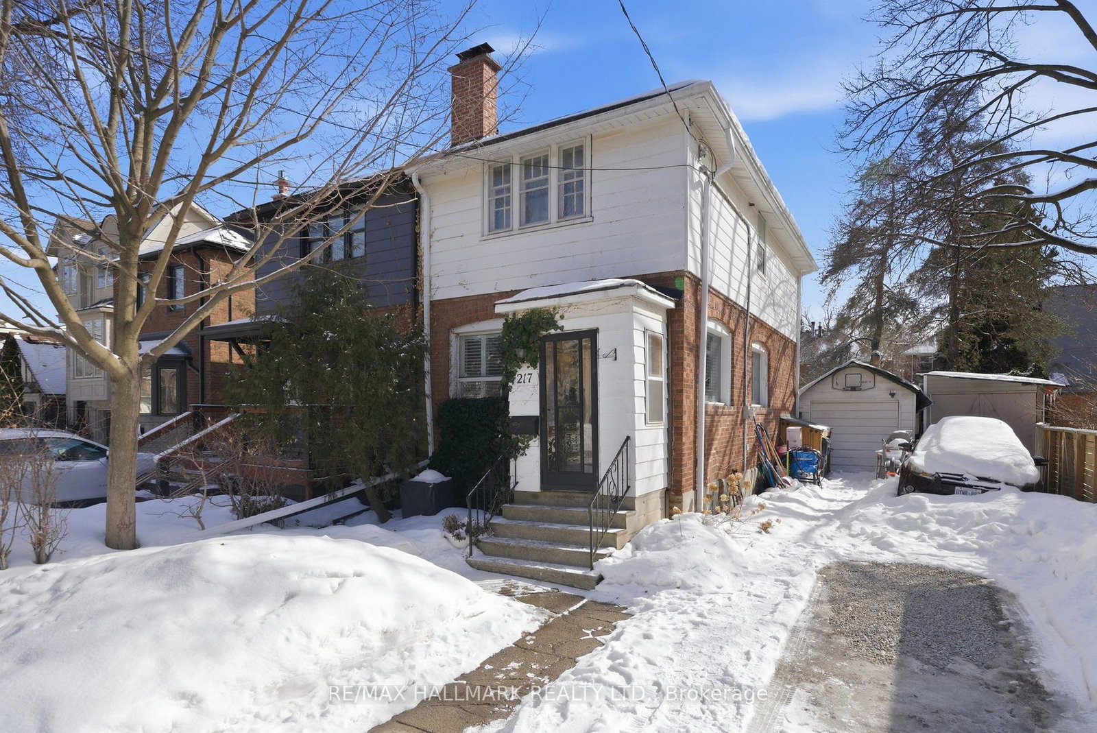217-snowdon-avenue-toronto-ontario-c12918856