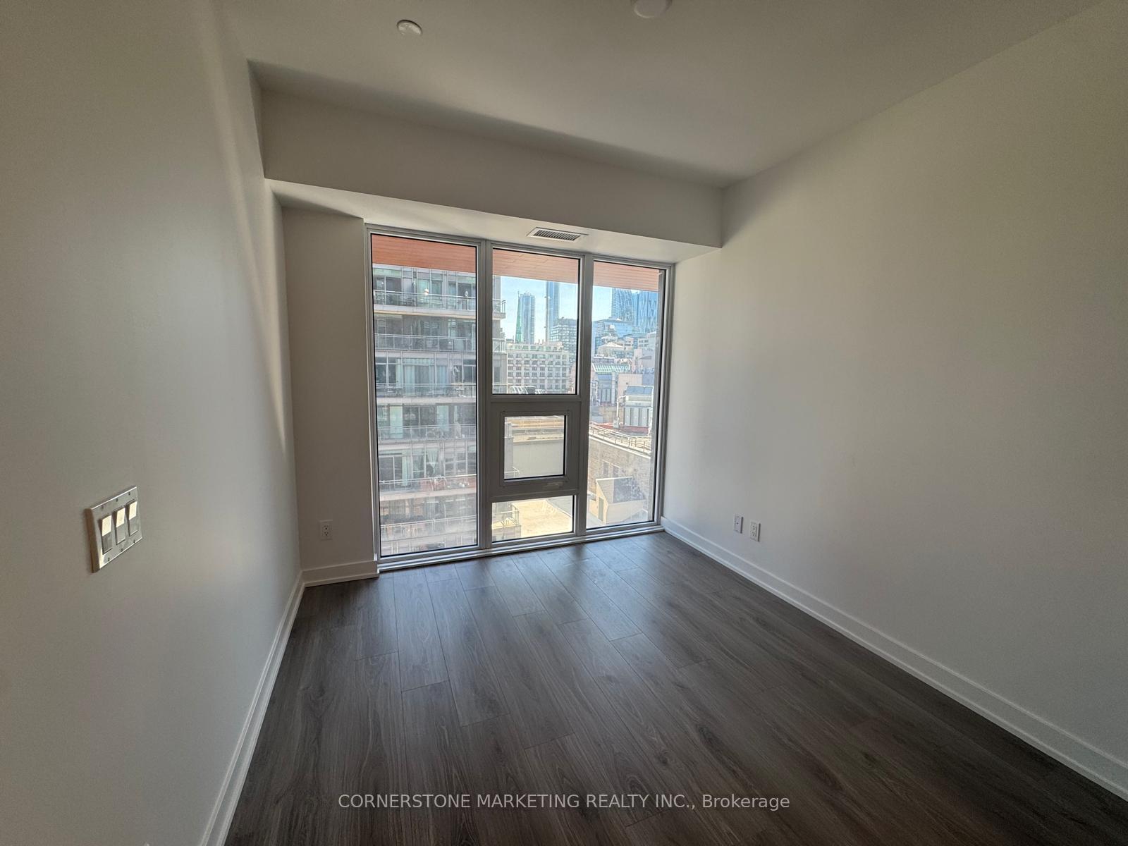 100-queen-street-e-toronto-ontario-c12919002