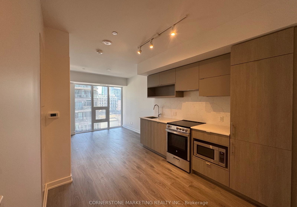 100-queen-street-e-toronto-ontario-c12919002