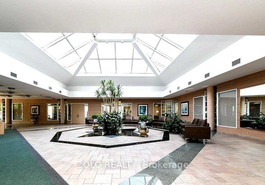 7-concorde-place-north-york-ontario-c12919172
