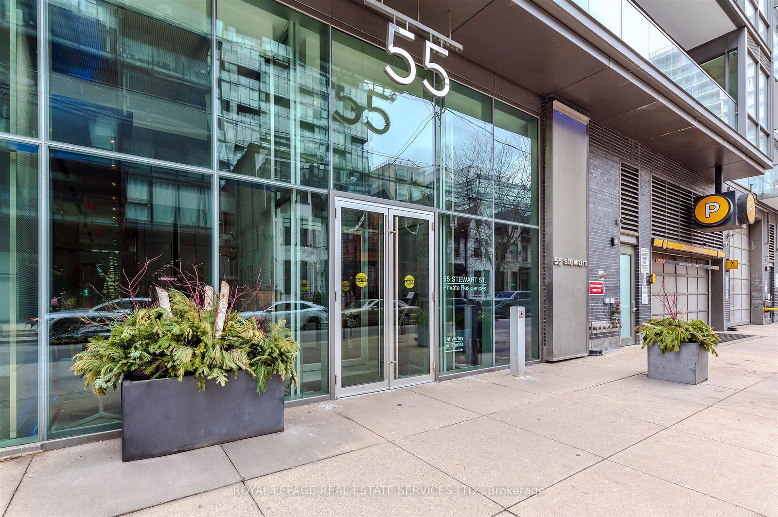 55-stewart-street-toronto-ontario-c12919318