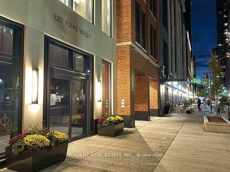 327-king-street-w-toronto-ontario-c12920130