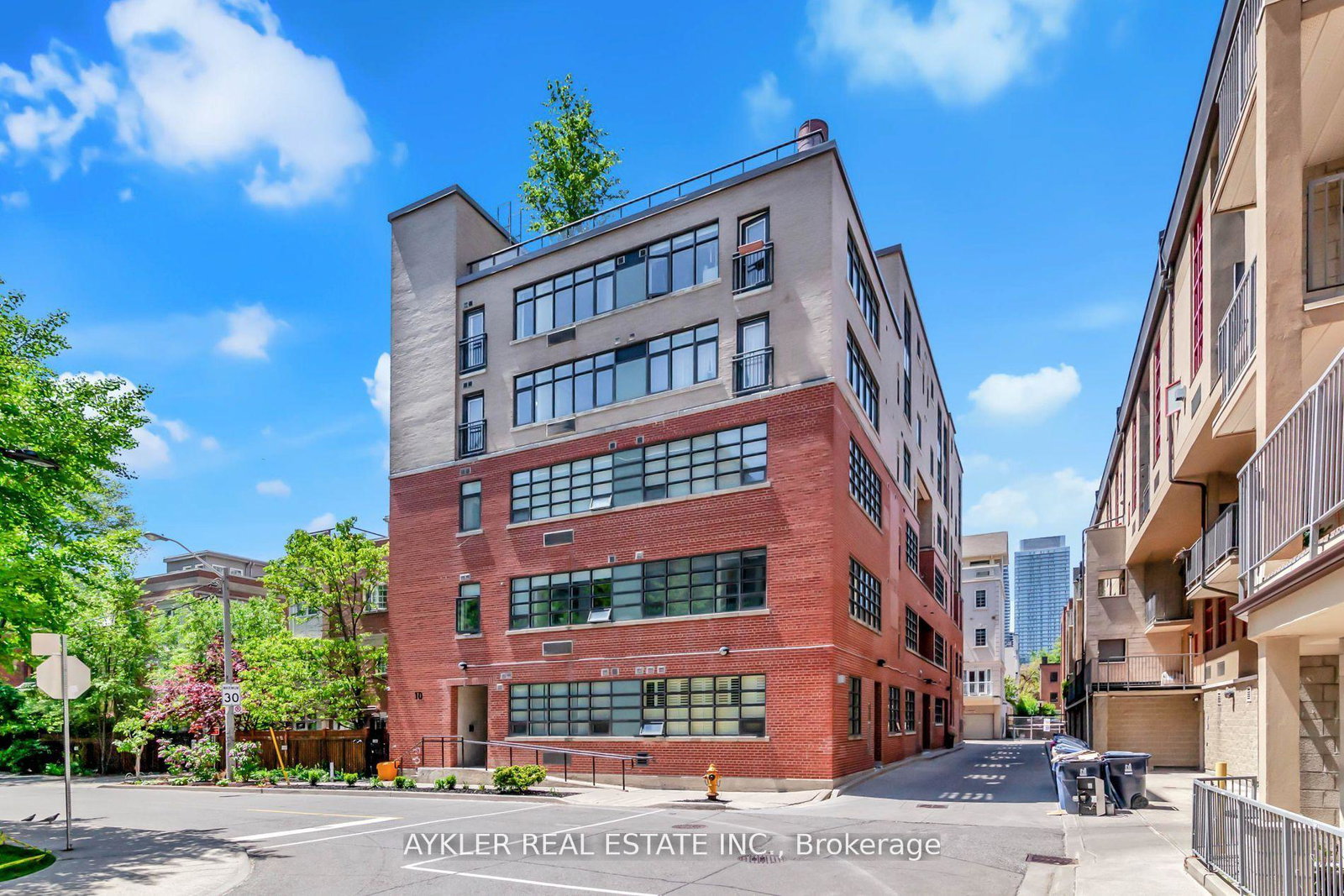 10-wellesley-place-toronto-ontario-c12920188