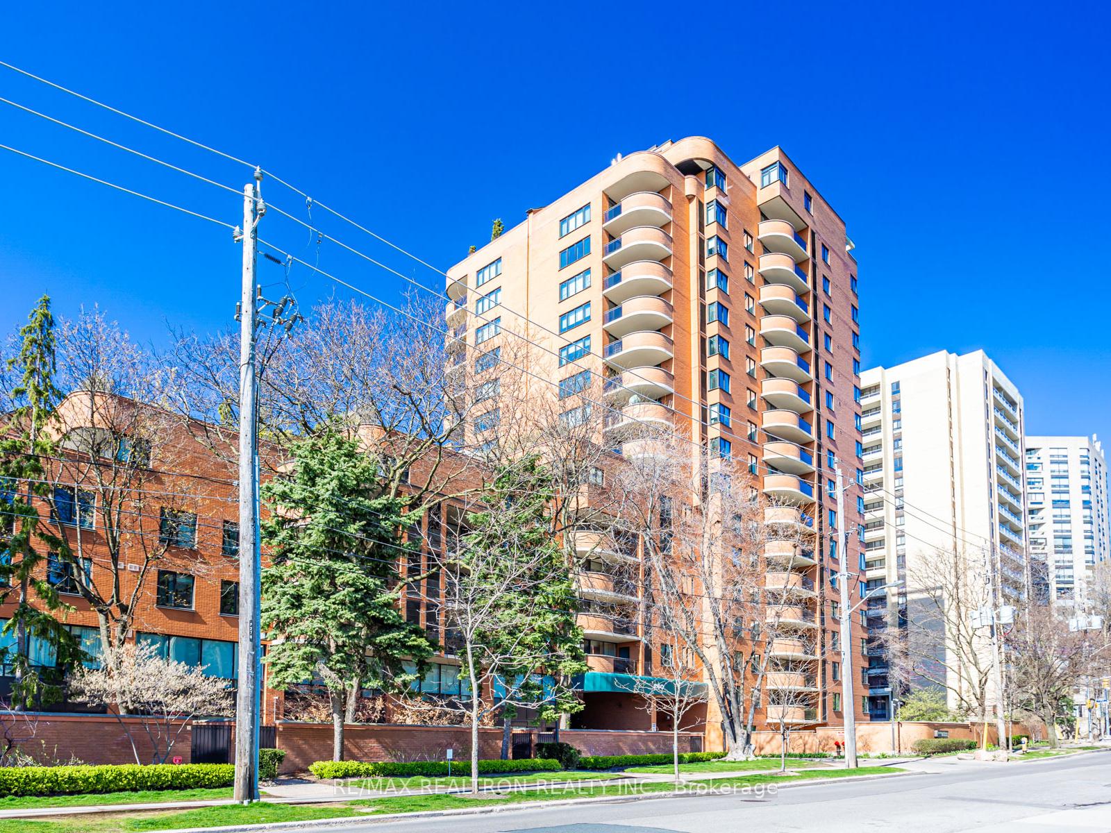 260-heath-street-w-toronto-ontario-c12920316