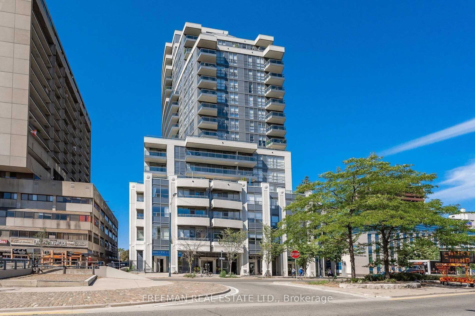 736-spadina-avenue-toronto-ontario-c12920326