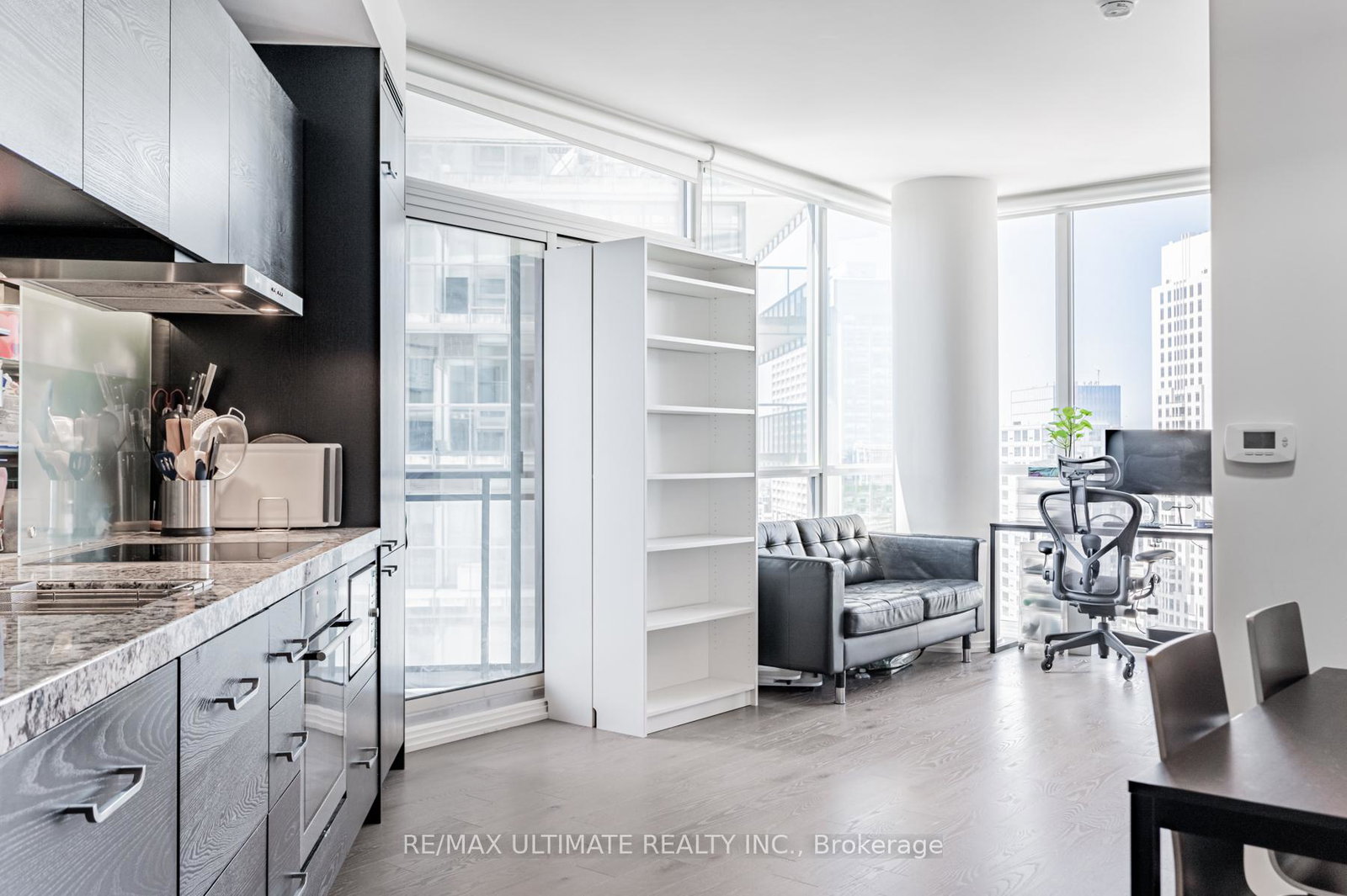 45-charles-street-e-toronto-ontario-c12920548