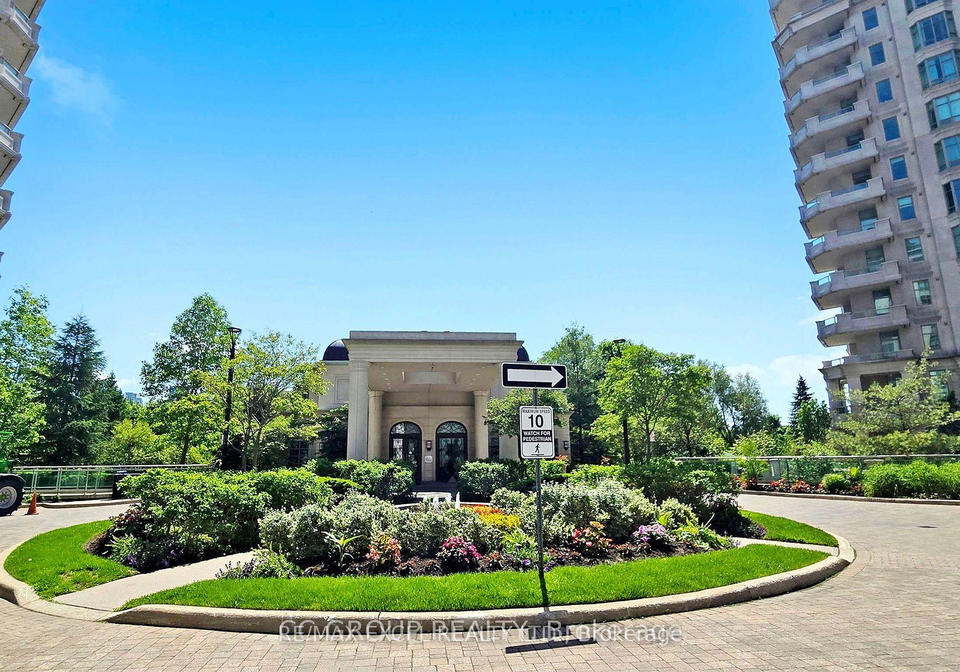 20-bloorview-place-north-york-ontario-c12920652