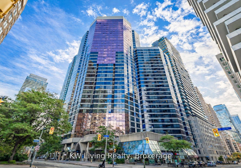1001-bay-street-toronto-ontario-c12920808