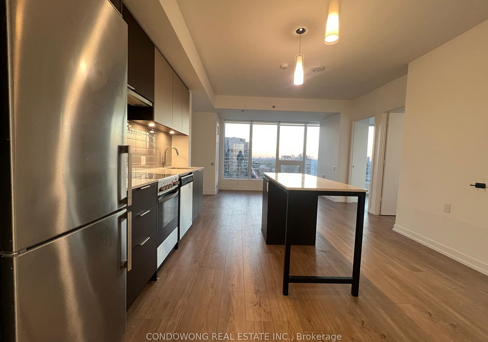 203-college-street-toronto-ontario-c12921508