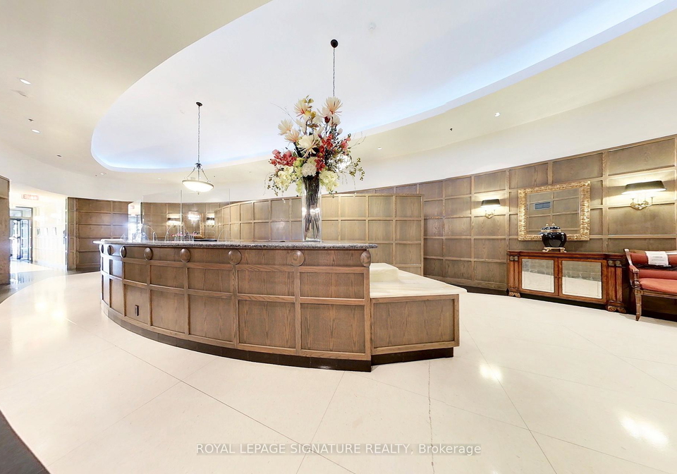 102-bloor-street-w-toronto-ontario-c12921584