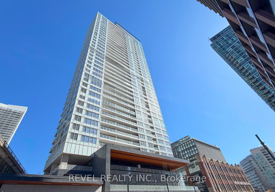 19-bathurst-street-toronto-ontario-c12921592