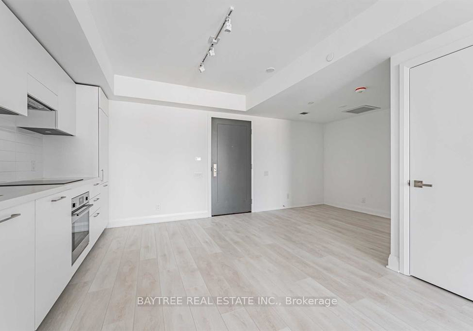 33-frederick-todd-way-east-york-ontario-c12921606