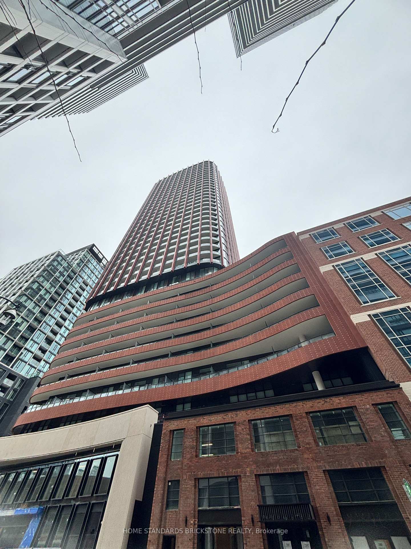 180-front-street-e-toronto-ontario-c12921772