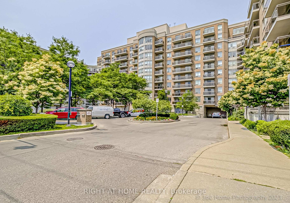 650-lawrence-avenue-w-toronto-ontario-c12922168