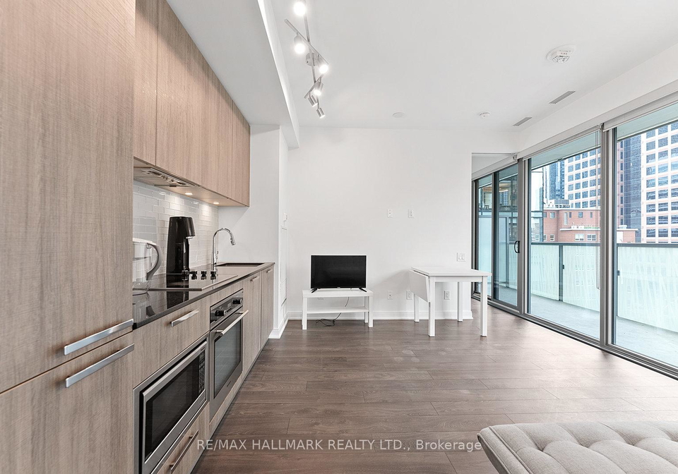 50-charles-street-e-toronto-ontario-c12922506