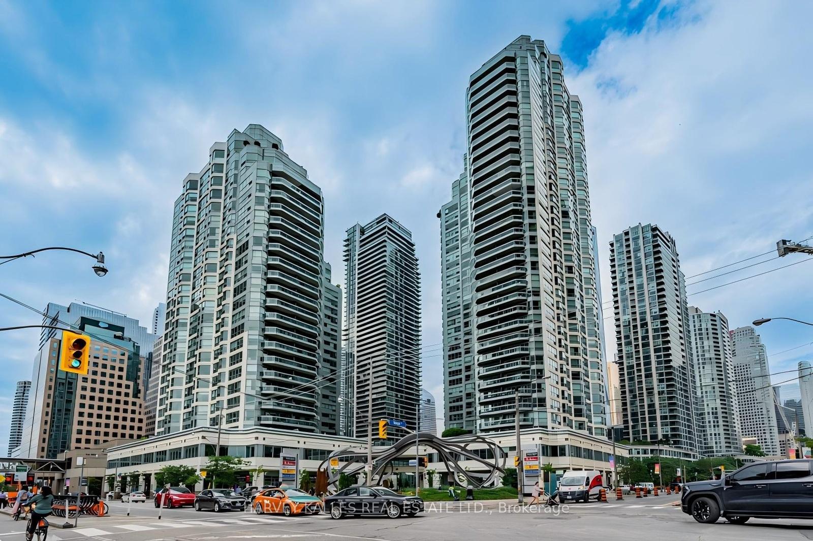 10-yonge-street-toronto-ontario-c12923324