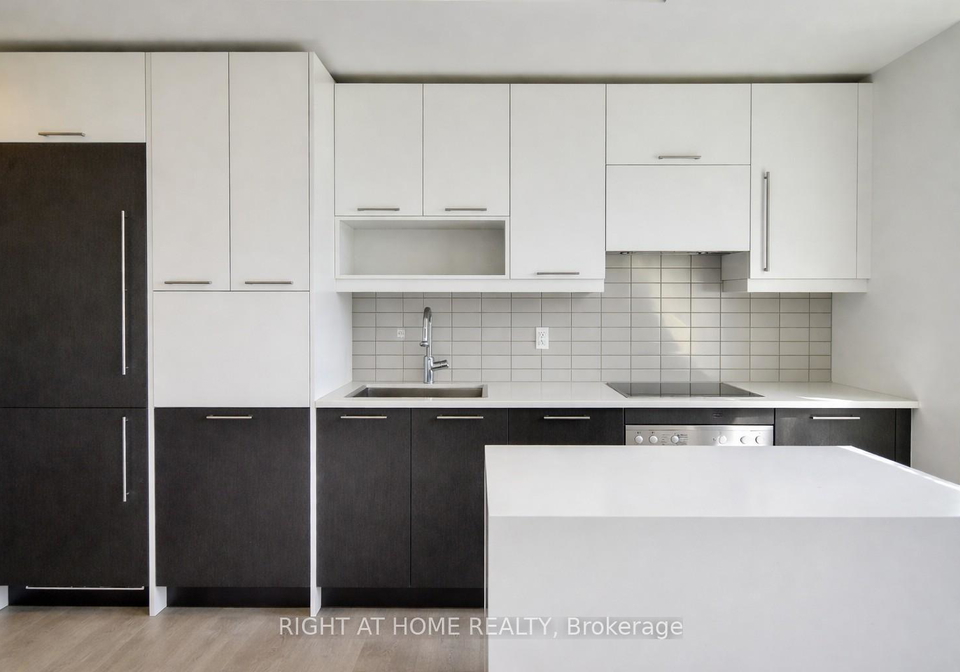 30-nelson-street-toronto-ontario-c12923336