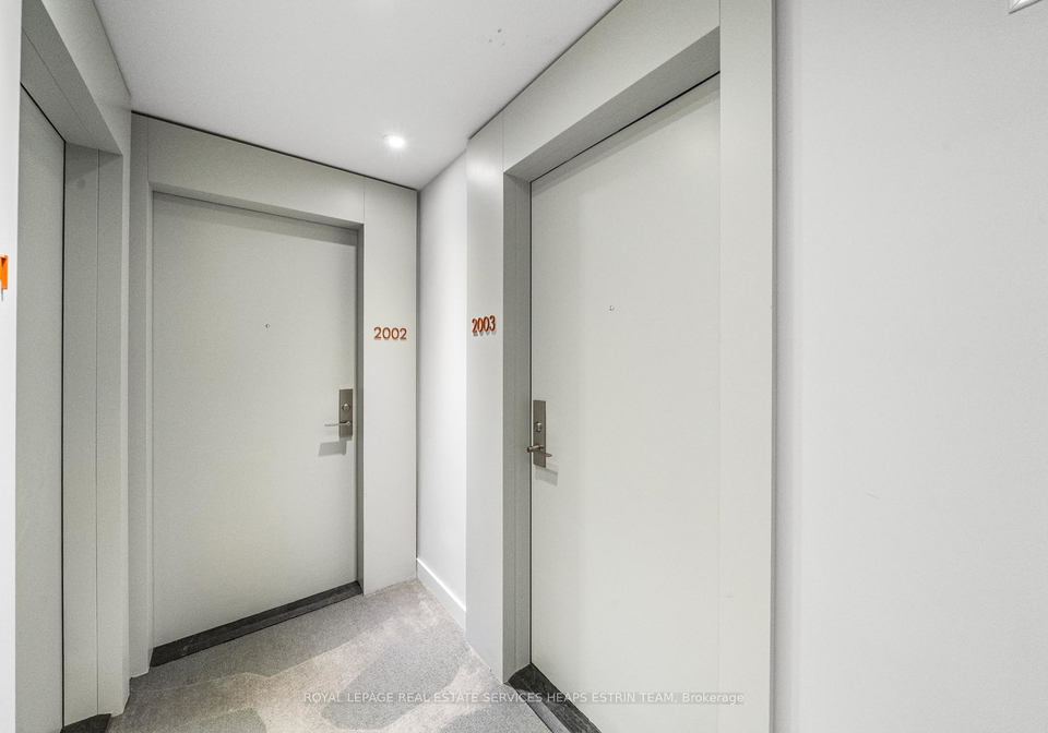 60-colborne-street-toronto-ontario-c12923664