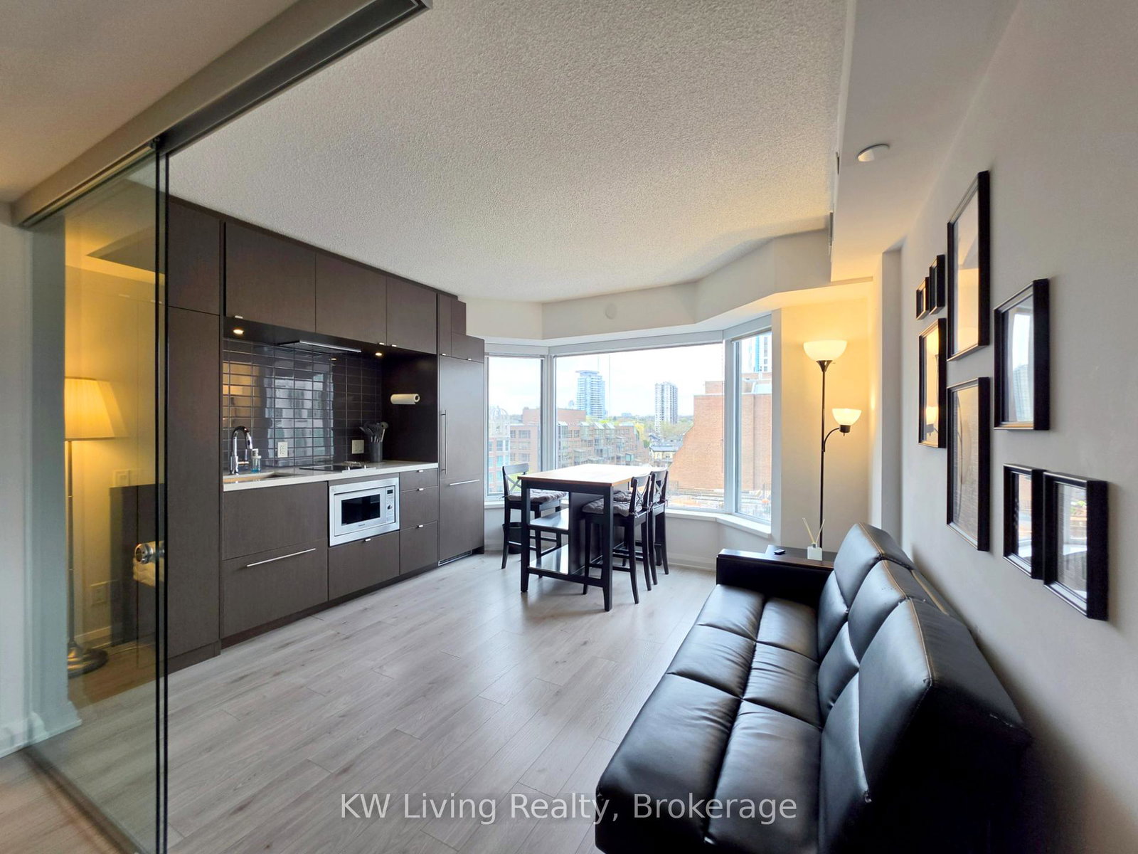 155-yorkville-avenue-toronto-ontario-c12924218