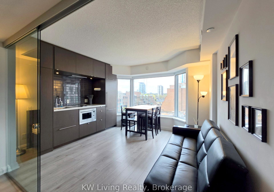 155-yorkville-avenue-toronto-ontario-c12924218
