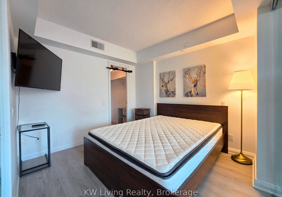 155-yorkville-avenue-toronto-ontario-c12924218