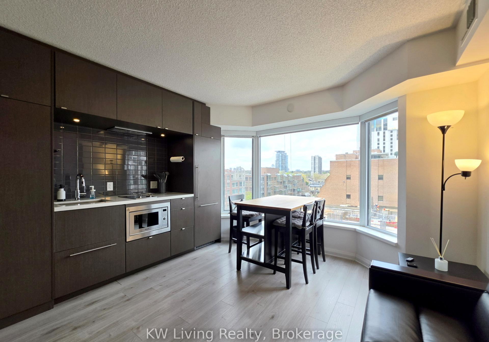 155-yorkville-avenue-toronto-ontario-c12924218
