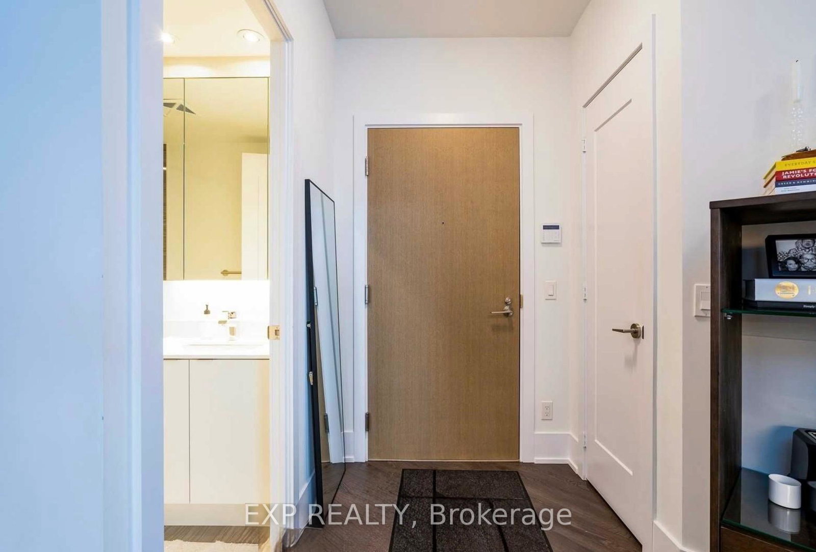 1-edgewater-drive-toronto-ontario-c12924280