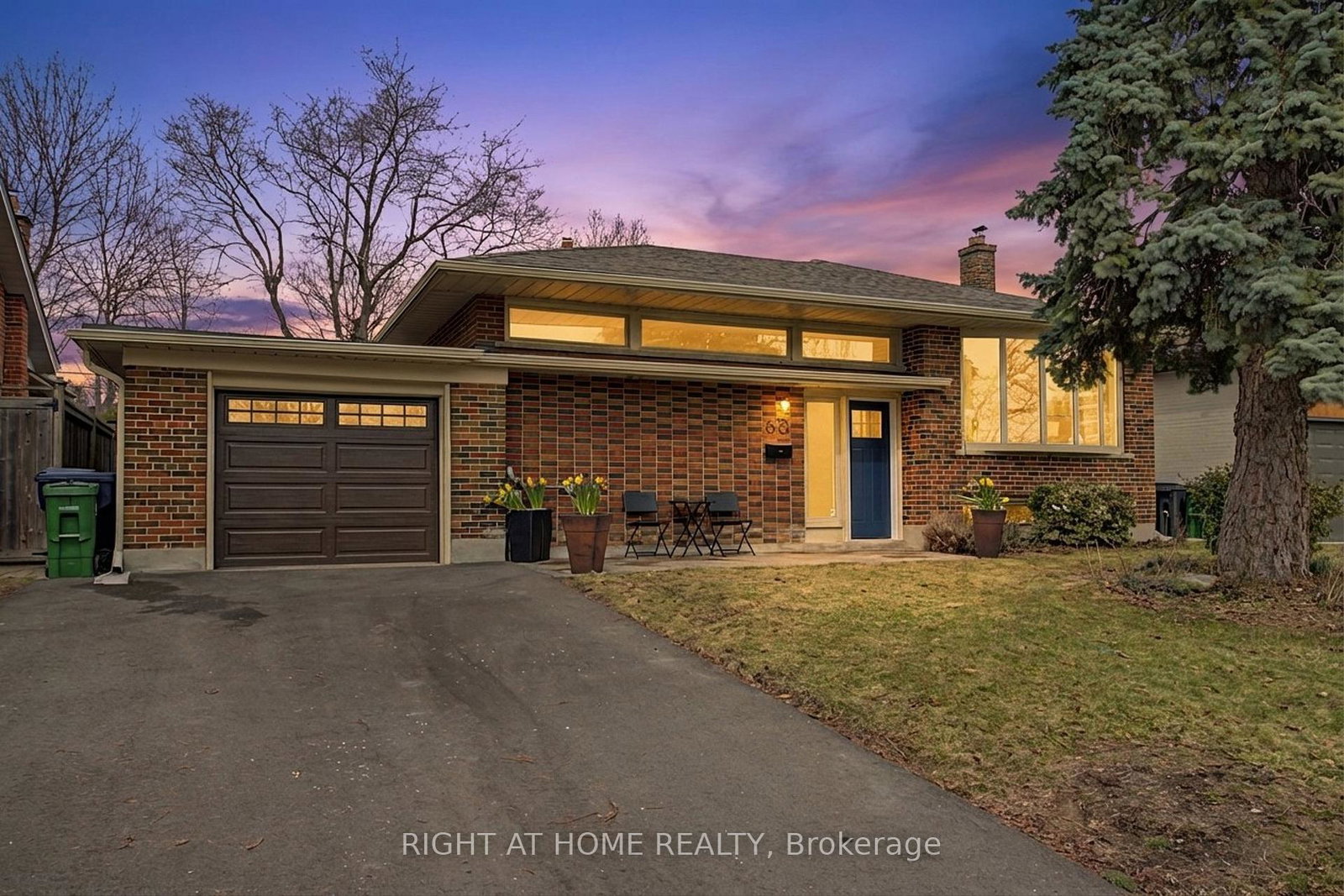 60-lionel-heights-crescent-north-york-ontario-c12924540