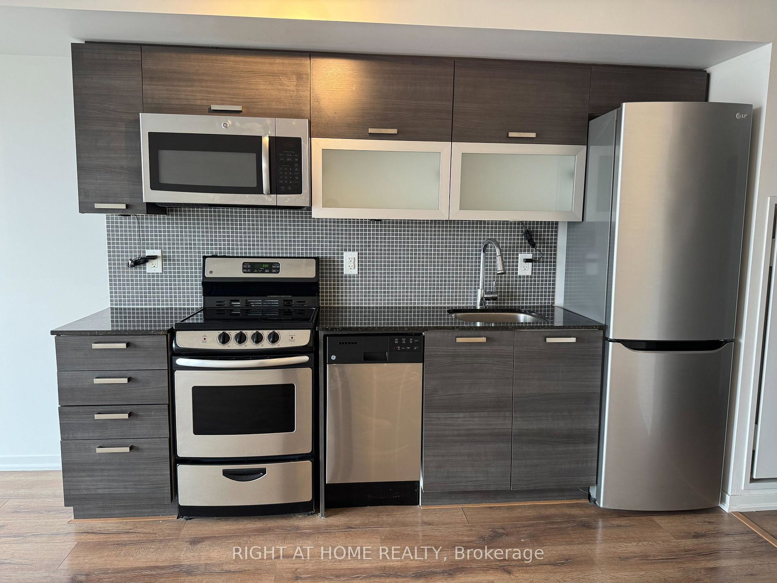 36-lisgar-street-toronto-ontario-c12924770