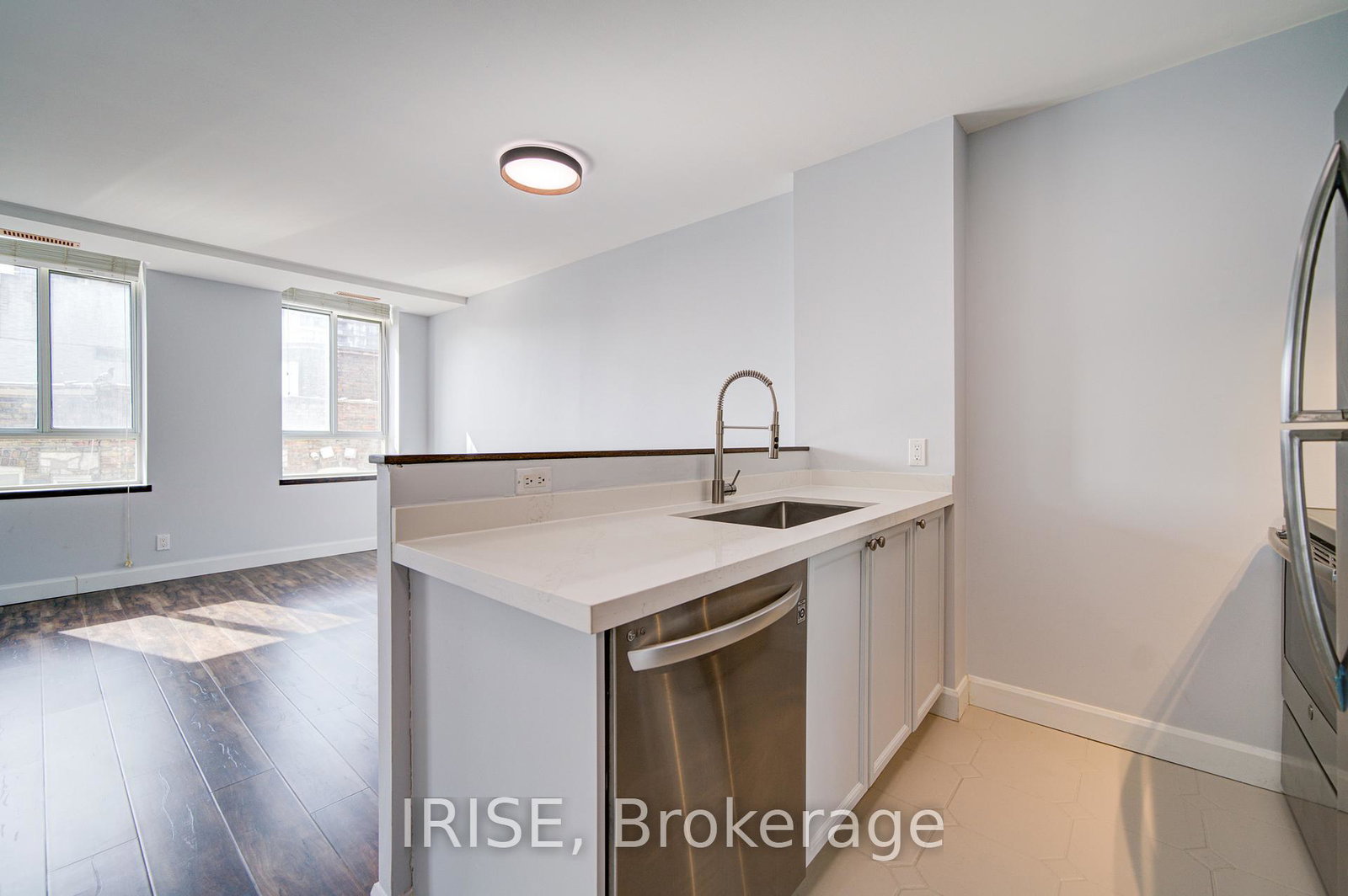 135-maitland-street-toronto-ontario-c12924836