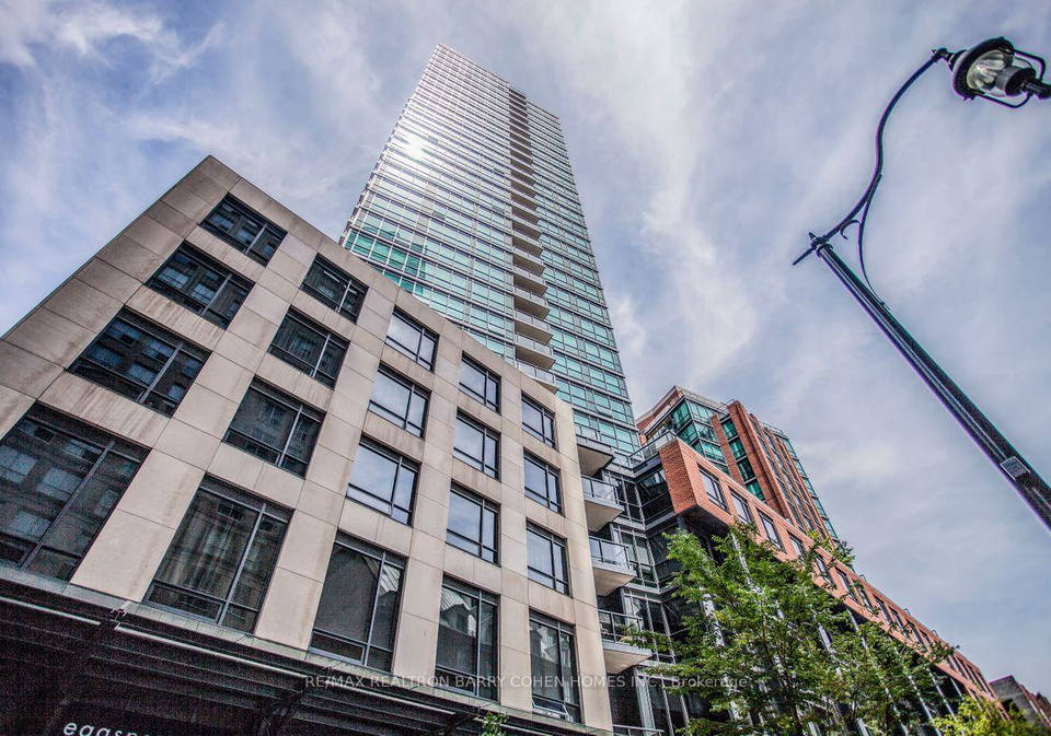 1-scott-street-toronto-ontario-c12924852